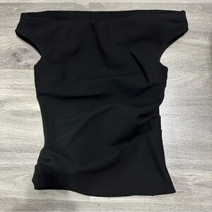 Aritzia Black Timeline top 00